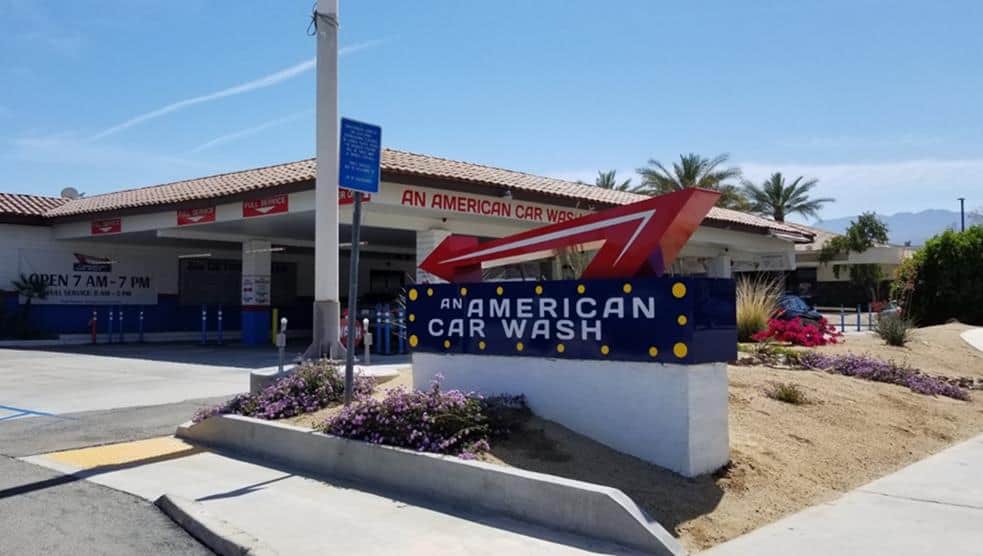 Palm Springs Car Wash: 60% Water Reuse, No Chemicals