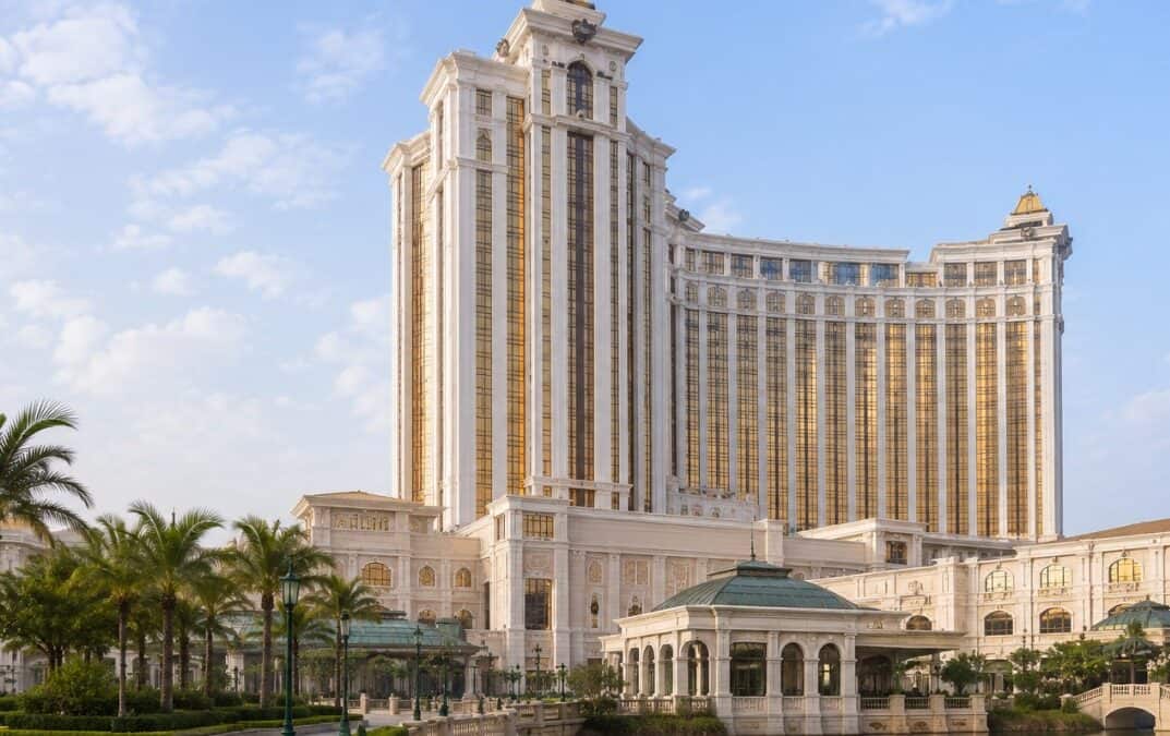 Macau Casino Hotel: Calorifier Scale Controlled